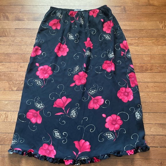 Short sleeve casual blouses and skirt bundle size XL - Picture 9 of 9